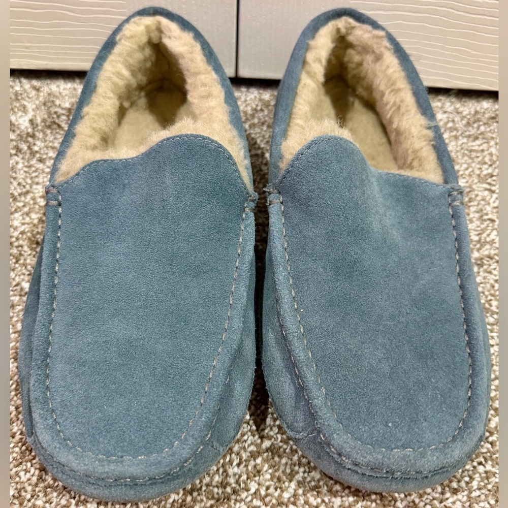 UGG For Men ASCOT Slippers Shoes 8 US Blue Suede $115 MSRP